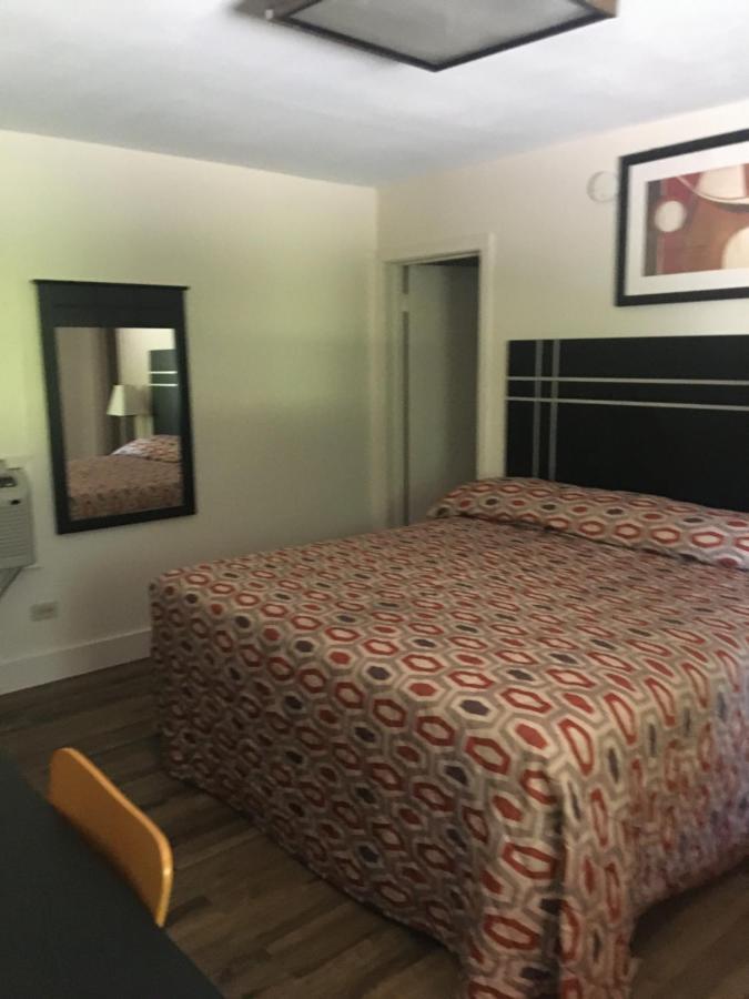Woodlawn Hills Motel Henderson Eksteriør billede